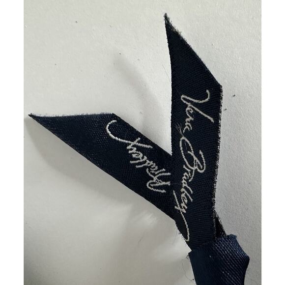 Vera Bradley Sm. Crossbody Bag Purse Card Holder Navy/ Purple Ribbons Patrn READ - Picture 5 of 9